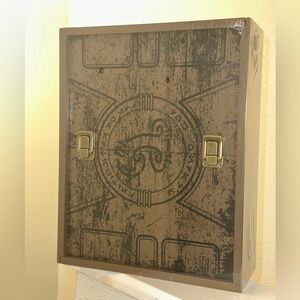 LIGHTSABER Hilt Set Star Wars: Galaxy's Edge Limited Edition